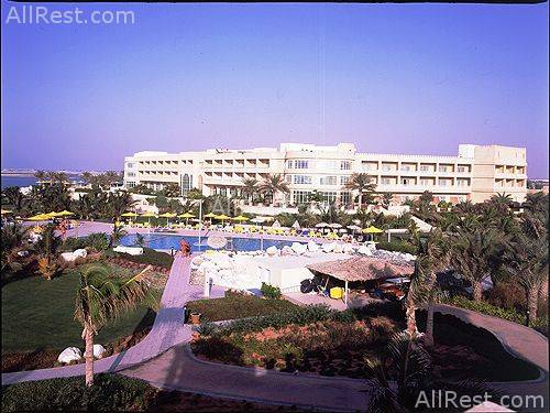 Al Hamra Fort Hotel & Beach Resort 